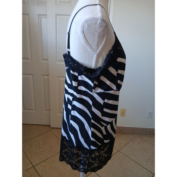 White House Black Market Zebra Lace Camisole Top XL Y2K Style Slip Tank - Picture 4 of 16